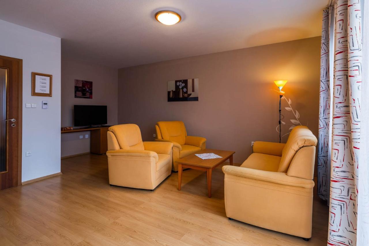 Apartman Eliska Třeboň Extérieur photo